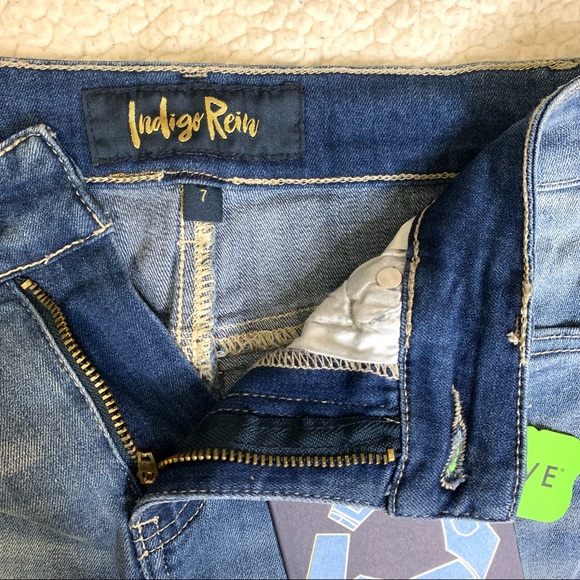 Brand New Indigo Rein Recycled Denim High-rise cuffed Medium Washed Short shorts - Picture 3 of 3